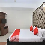 Oyo 12962 Mafroosha Corporate Suites