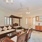 Oyo 10438 Green Villa