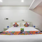Fabhotel Frazer Suites - Nr Bangalore Cantt Railway Station