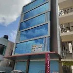 I Cloud- Elite Suites