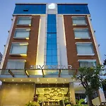Myspace Hotels Silverstar