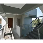 Flamingos Service Apartment