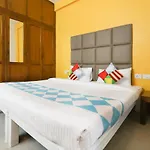 Elegant Stay Near Yediyur Lake