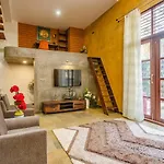 Stayvista At Udhbhava Kamala Pet Friendly Home