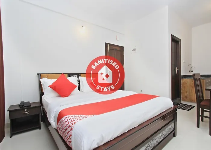 Oyo 12033 Hotel Royal Residence