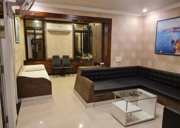 4 Seasons Suites J.P. Nagar