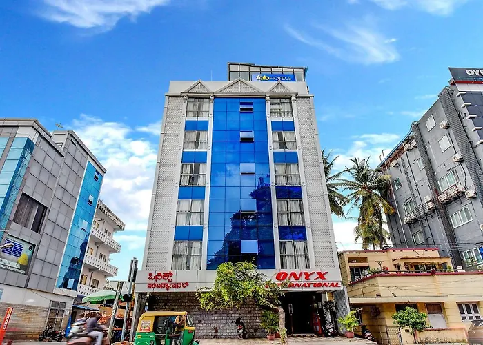 Fabhotel Srk Platinum Inn - Nr Forum Mall