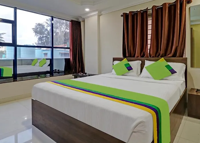 Treebo Trend Hotel Royal Star