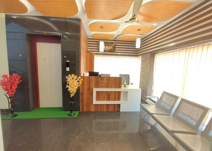 Hotel Royal Suites