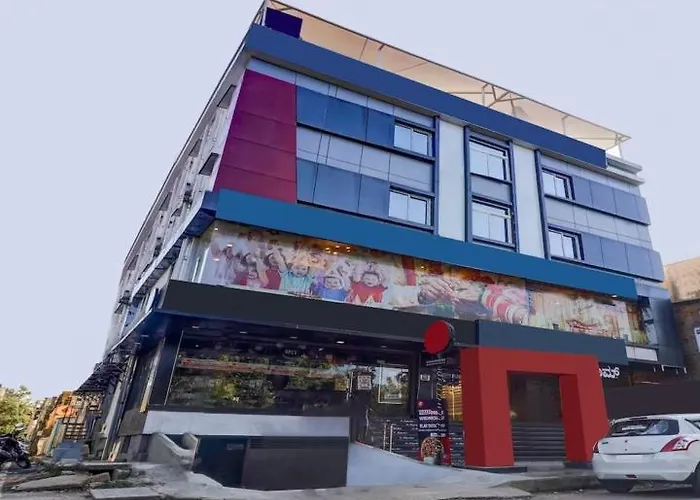 Krishna\'S Landmark Business Hotel- Near International Airport