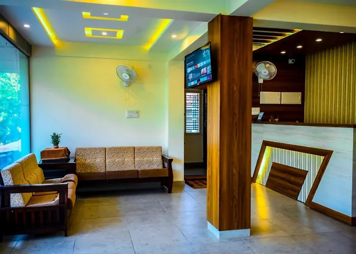 Hotel Purple Grand
