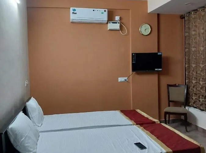 Global Comforts Luxury Rooms