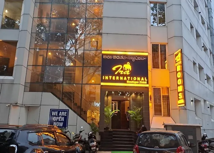 Ira International Luxury Service Apartment