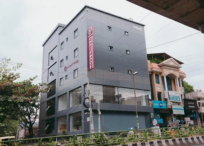 Saavees Residency