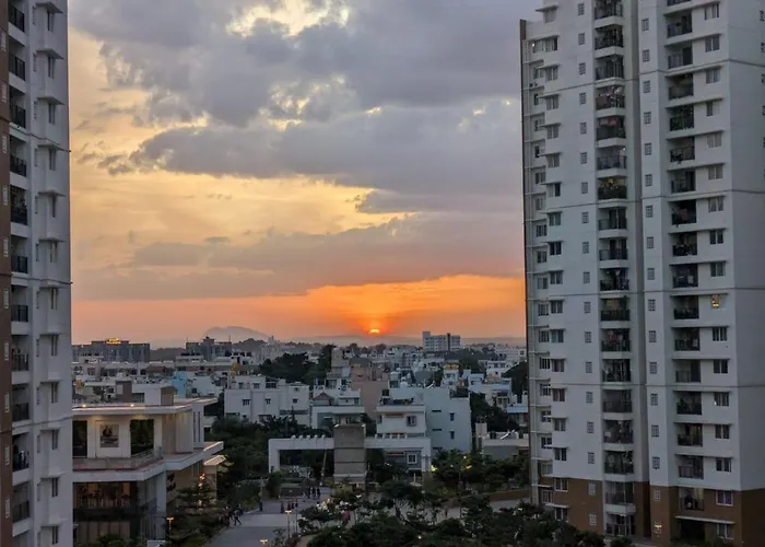 Extraspace Kanakpura Road