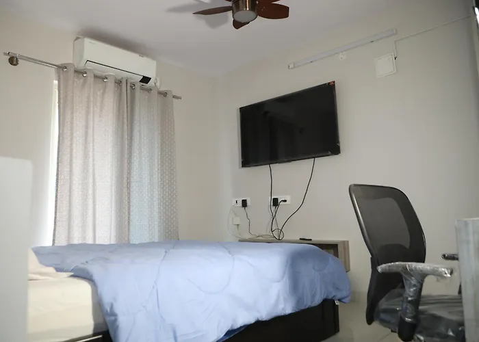 Skylight Property