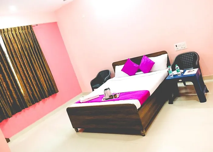 Hotel Golden Stays
