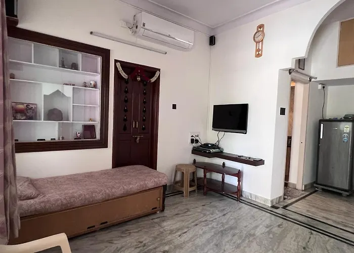 2Bhk With Parking & Ample Space