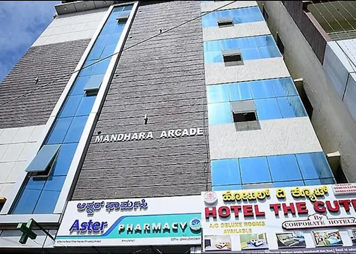 Fabhotel The Cute