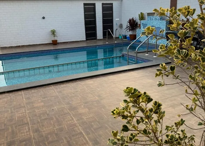 H&R Villa