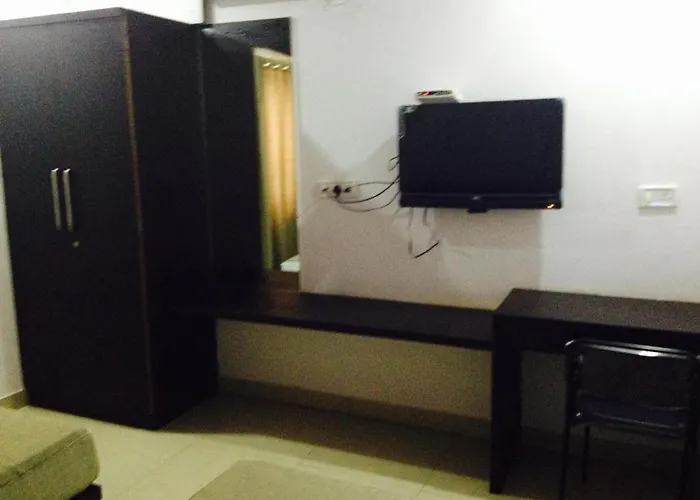 Aston Service Apartment