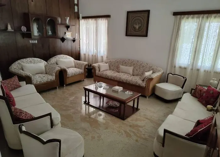 Welcoming 3-Bedroom Villa In Bengaluru