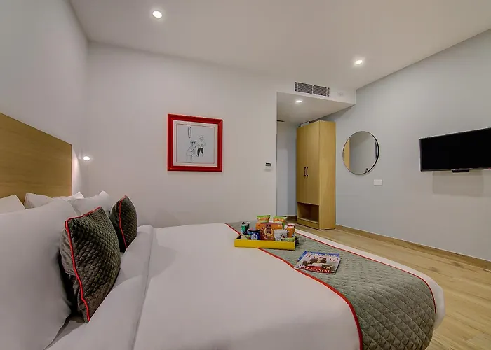 Townhouse Global Wings Hotels Near Sri Amruth Chithra Mandira
