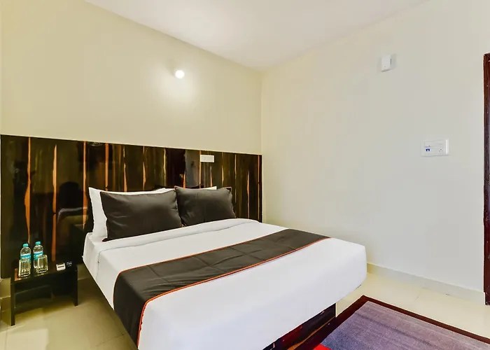 Collection O Vittala Comfort Near Ascendas Park Square Mall