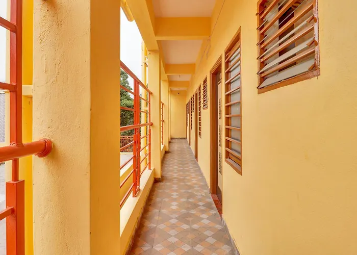 Spot On Sri Nataraja Lodge