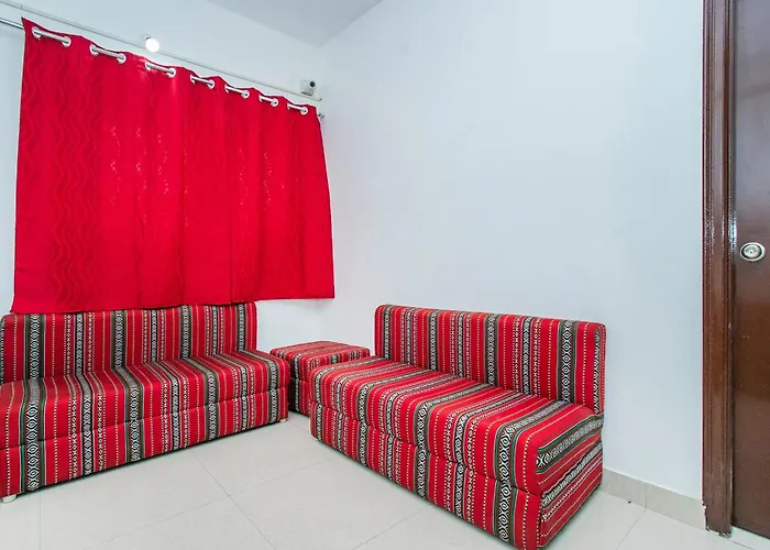 OYO 18718 Pavitra Delux