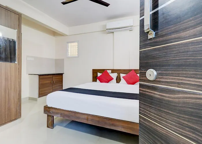 Hotel O Elite Lifestyle Red Rose Near 7D Voyage