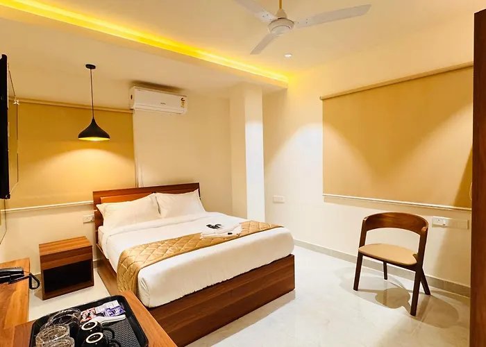 Hotel Star Avenue - Indiranagar