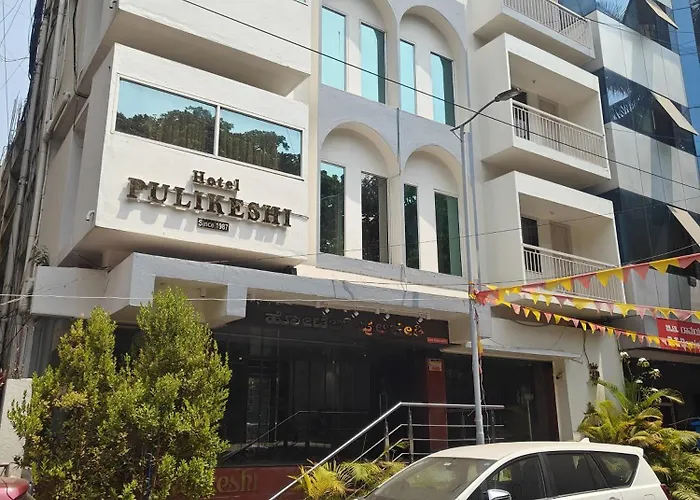 Hotel Pulikeshi - Since 1987