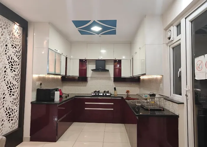 Modern 3Bhk With Fully Equipped Kitchen On 15Floor Only For Families