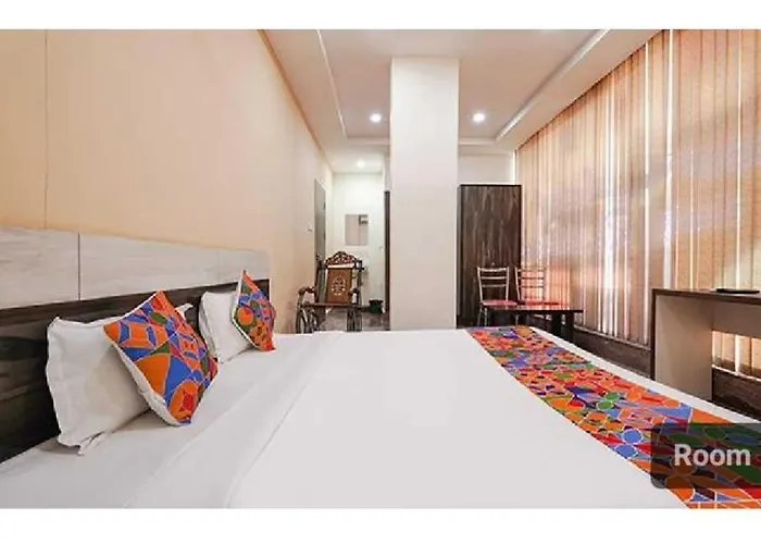 Hotel O Lavish Residency
