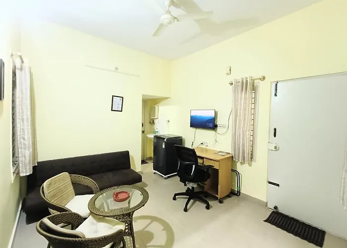 1Bhk Near Iimb On Gf
