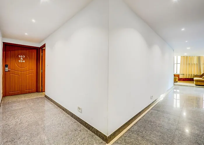 Hotel O V3R Residency
