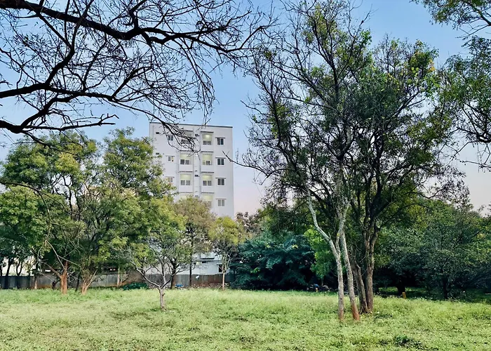 Truelife Whitefield - Premium 1 Bhk Apartments - Prime Location - Easy Access To Main Rd - Metro - Itpl - Fast Wifi - Kitchen - Smart Tv - Power Backup - Park - Garden Views