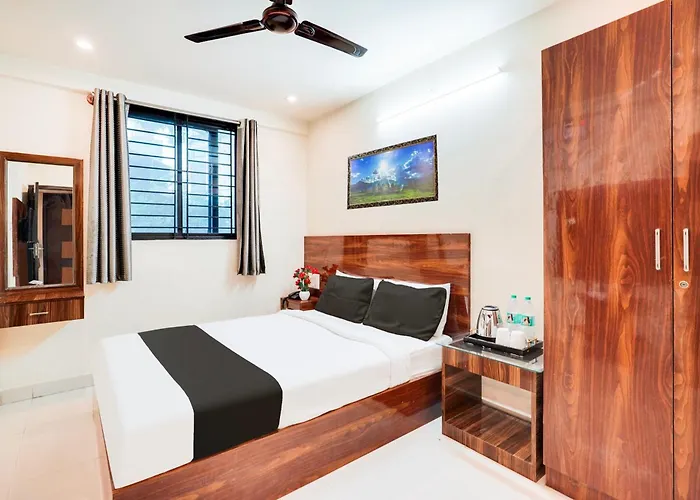 Hotel O S Nandhi Residency