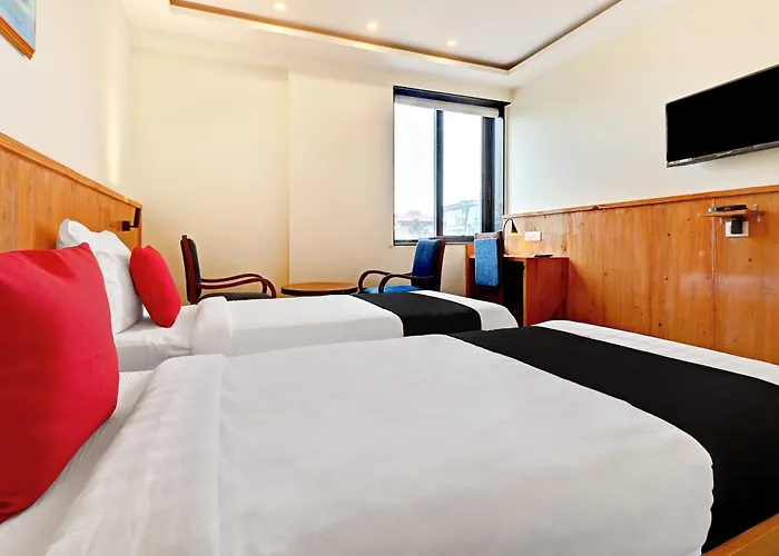 Super Townhouse Hsr Bangalore Formerly Hotel La Prosperite