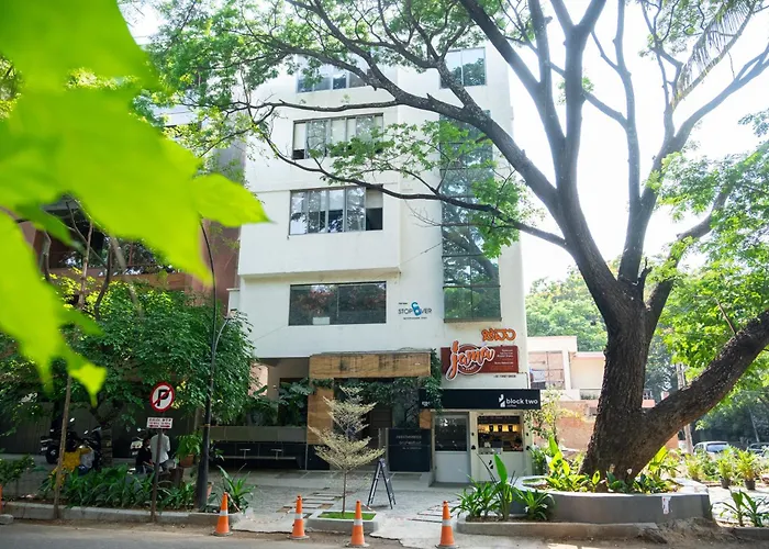 Stopover Backpackers Stay