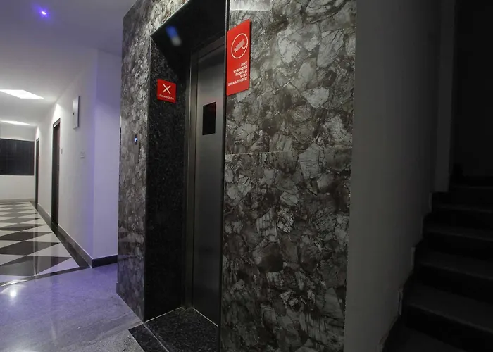 Hotel O V R Residency Near Sri Amruth Chithra Mandira