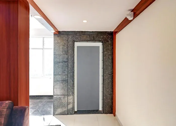 Super Hotel O Silver House Near Mantri Square Mall