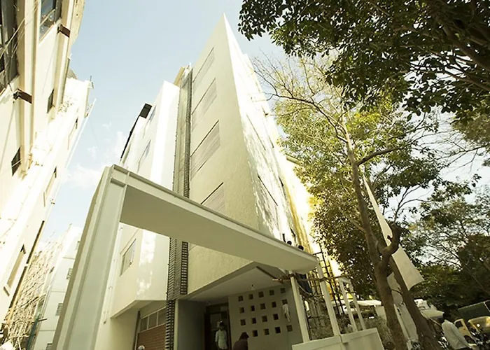 Vinaya Royal Inn