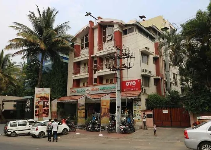 Hotel Vandematharam