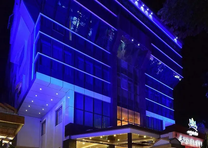 Akshaya Aura