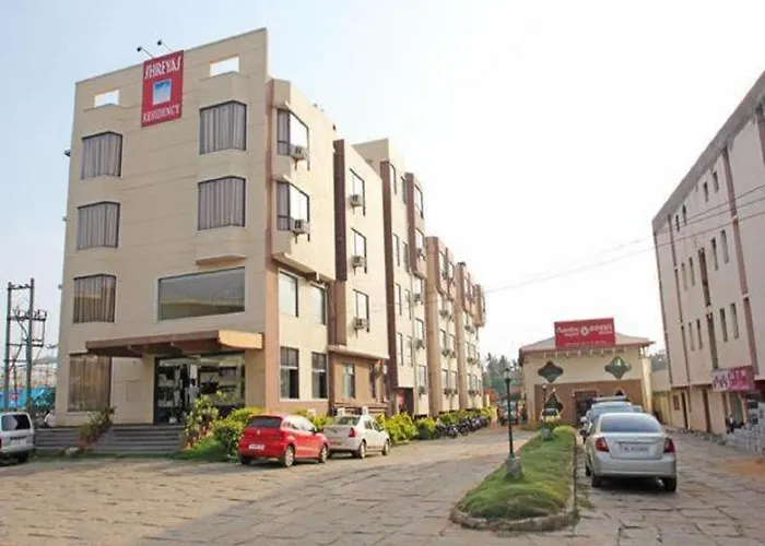 Shreyas Residency