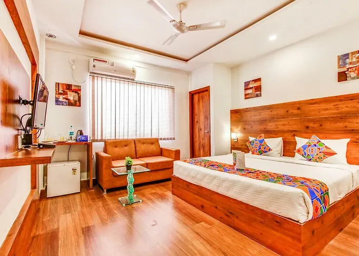 Fabhotel Vista Suites - Frazer Town