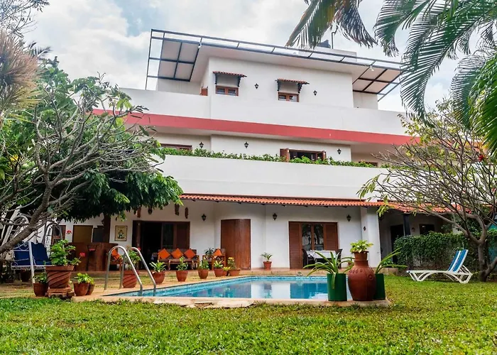 Stayvista At Firefly Homestay With Pvt Pool & Terrace Access