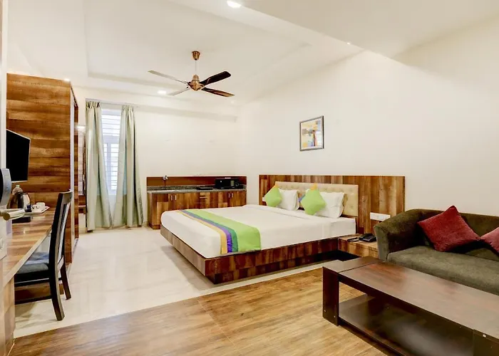 Treebo Trend Emora Hotel And Suites Brookfield